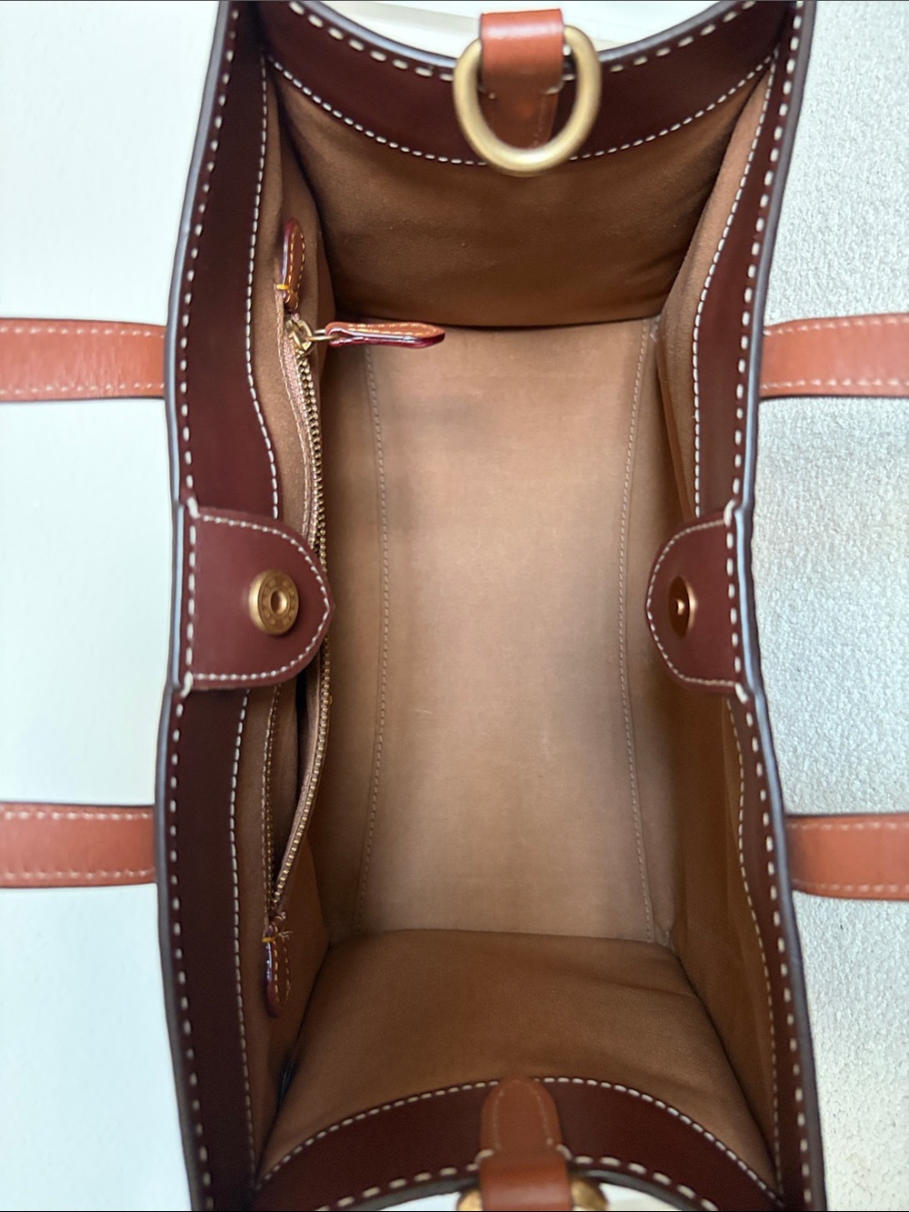 Coach Field Tote 30 - Picture 6 of 8